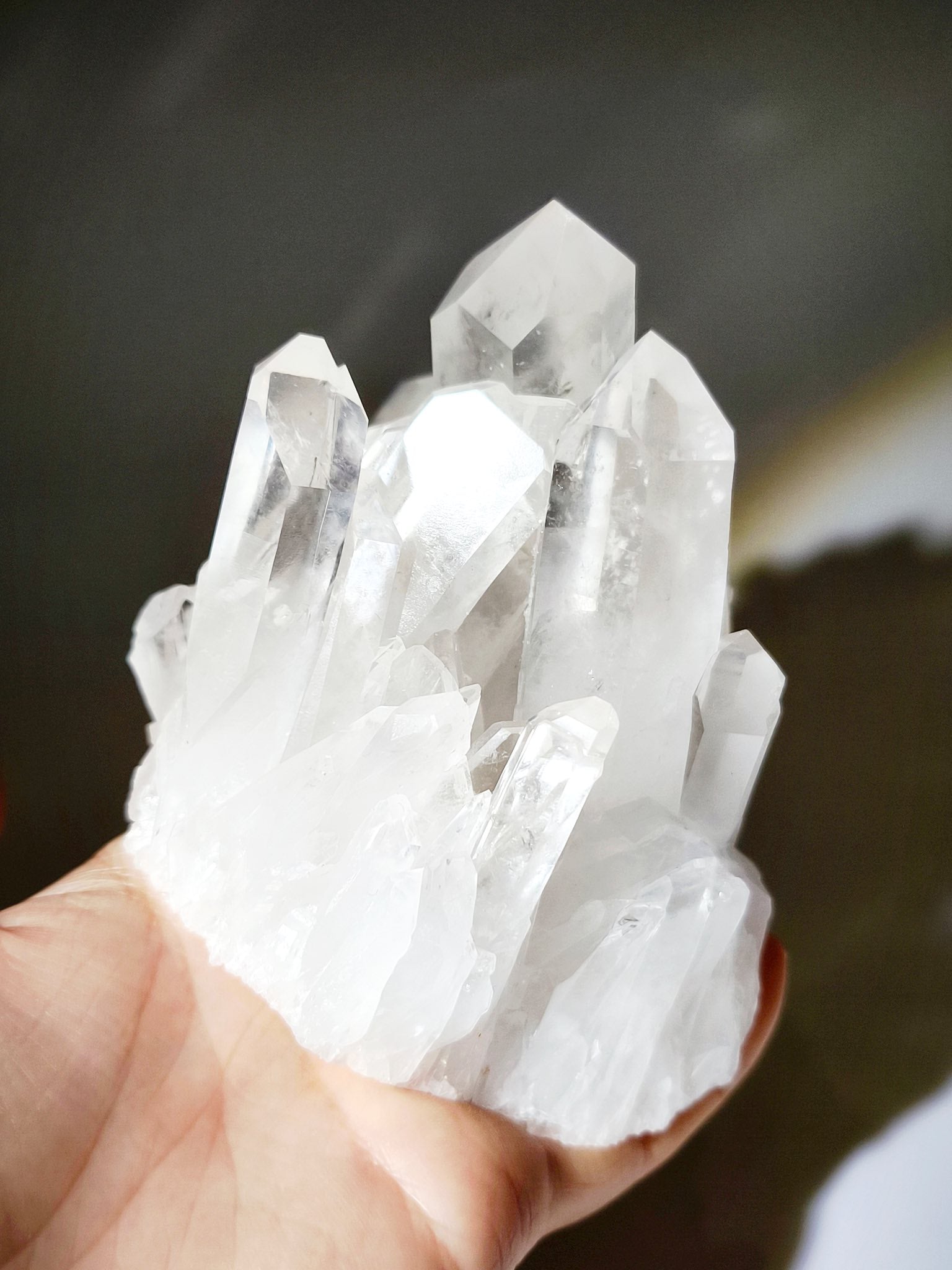 晶簇淨化 晶簇有什麼功效 水晶店 香港水晶店 香港水晶  淨化水晶 水晶原石 白晶簇 白晶簇 clear quartz cluster