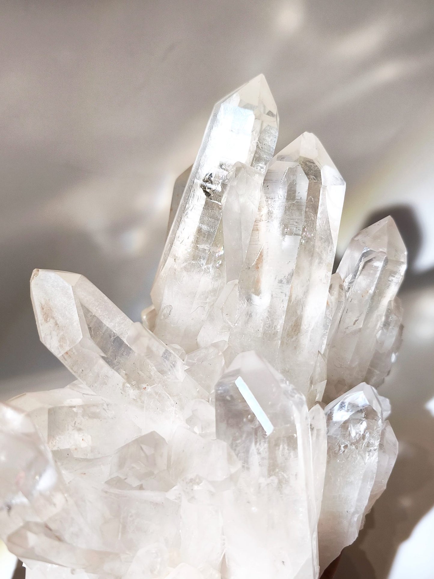 水晶店 香港水晶店 香港水晶 白晶簇 淨化水晶 家居淨化 水晶功效 水晶原石 白水晶 晶簇 晶簇功效 cluster 香港晶簇