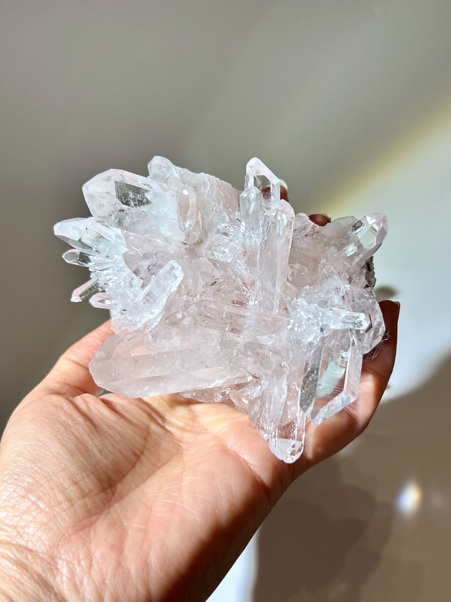 哥倫比亞粉紅列姆利亞晶簇實物正面
