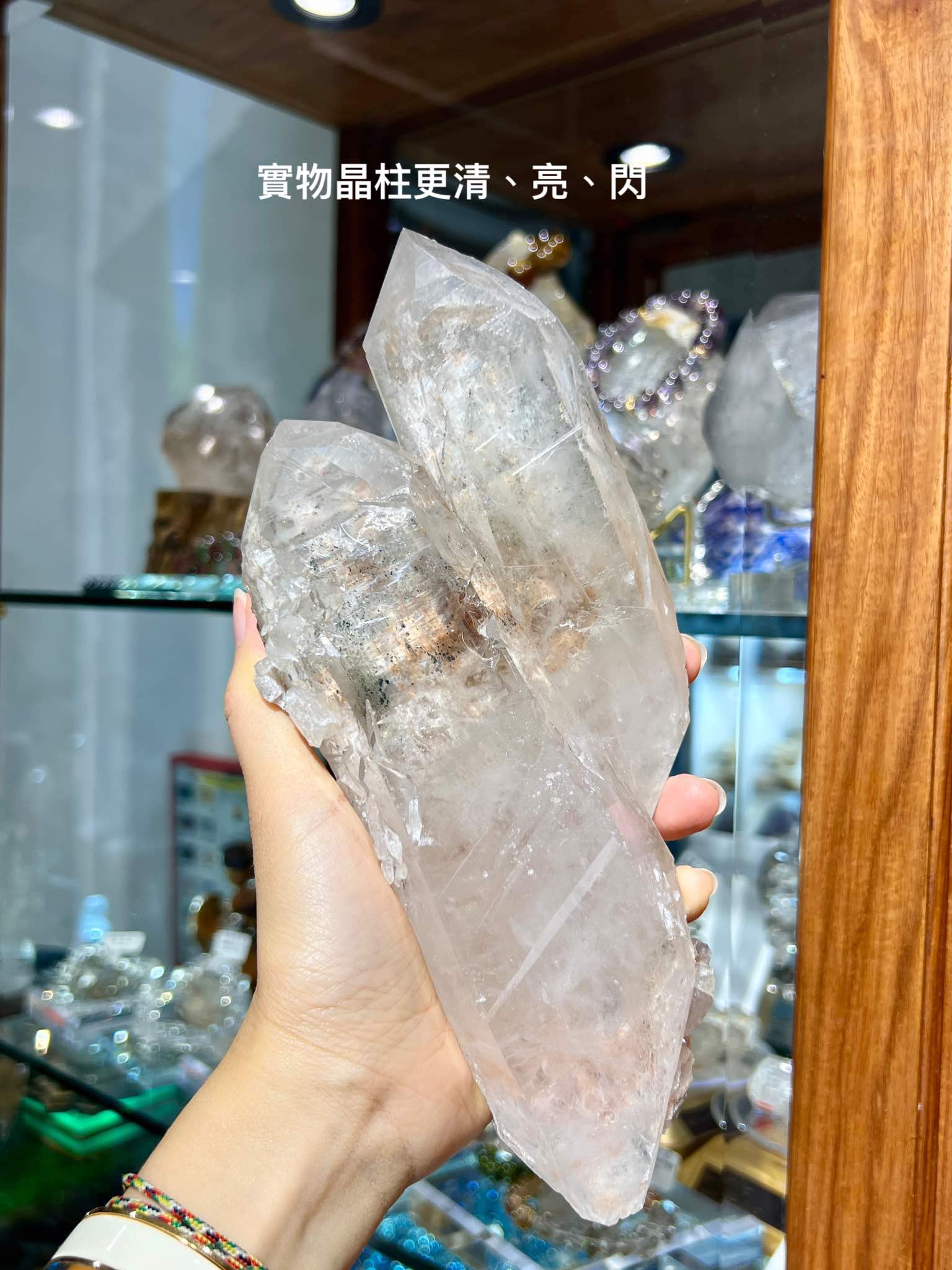 白晶柱 白水晶 水晶柱 晶柱 晶柱功 天然晶柱 天然白水晶 淨化水晶 香港水晶店 天然原石 水晶原石 幽靈水晶 綠幽靈