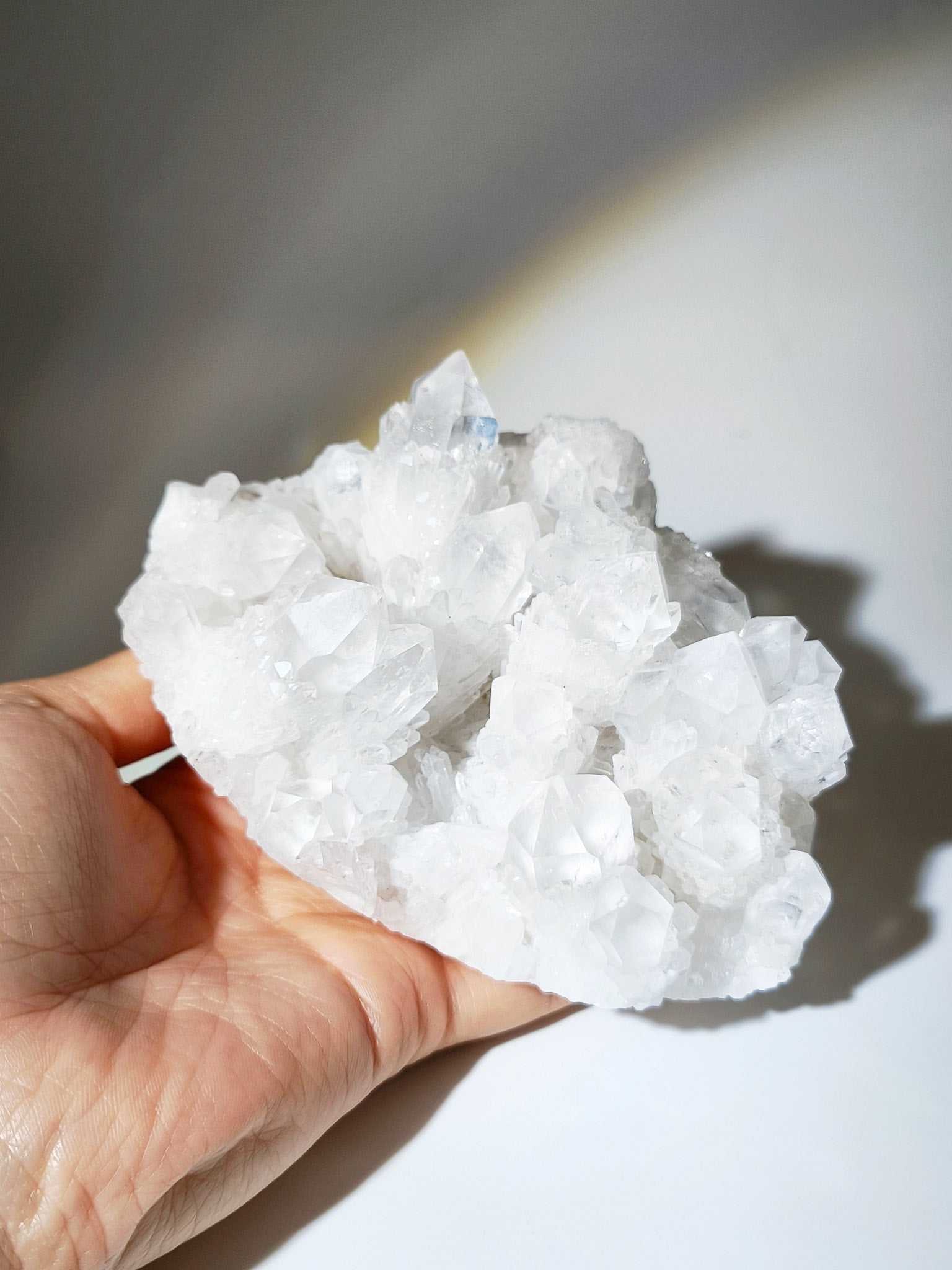 菠蘿水晶｜骨幹水晶｜骸骨水晶– 南無水晶Namucrystal