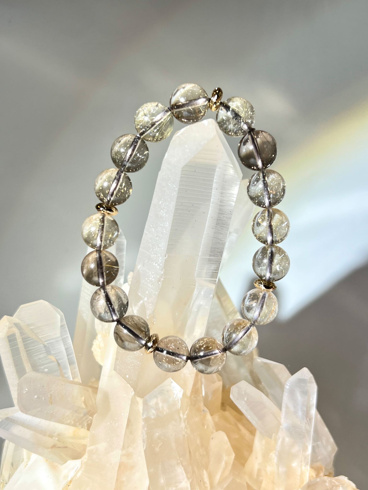 什麼是金髮晶 金髮晶有什麼功效 金髮晶