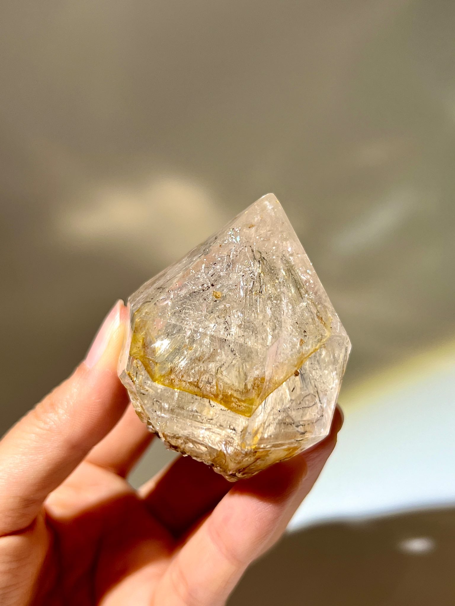 golden healer herkimer diamond 閃靈鑽 水膽閃靈鑽 水庫閃靈鑽 流沙閃靈鑽 香港閃靈鑽 閃靈鑽產地 閃靈鑽淨化 閃靈鑽原石 淨化水晶 水晶原石 香港水晶店 香港水晶 herkimerdiamond