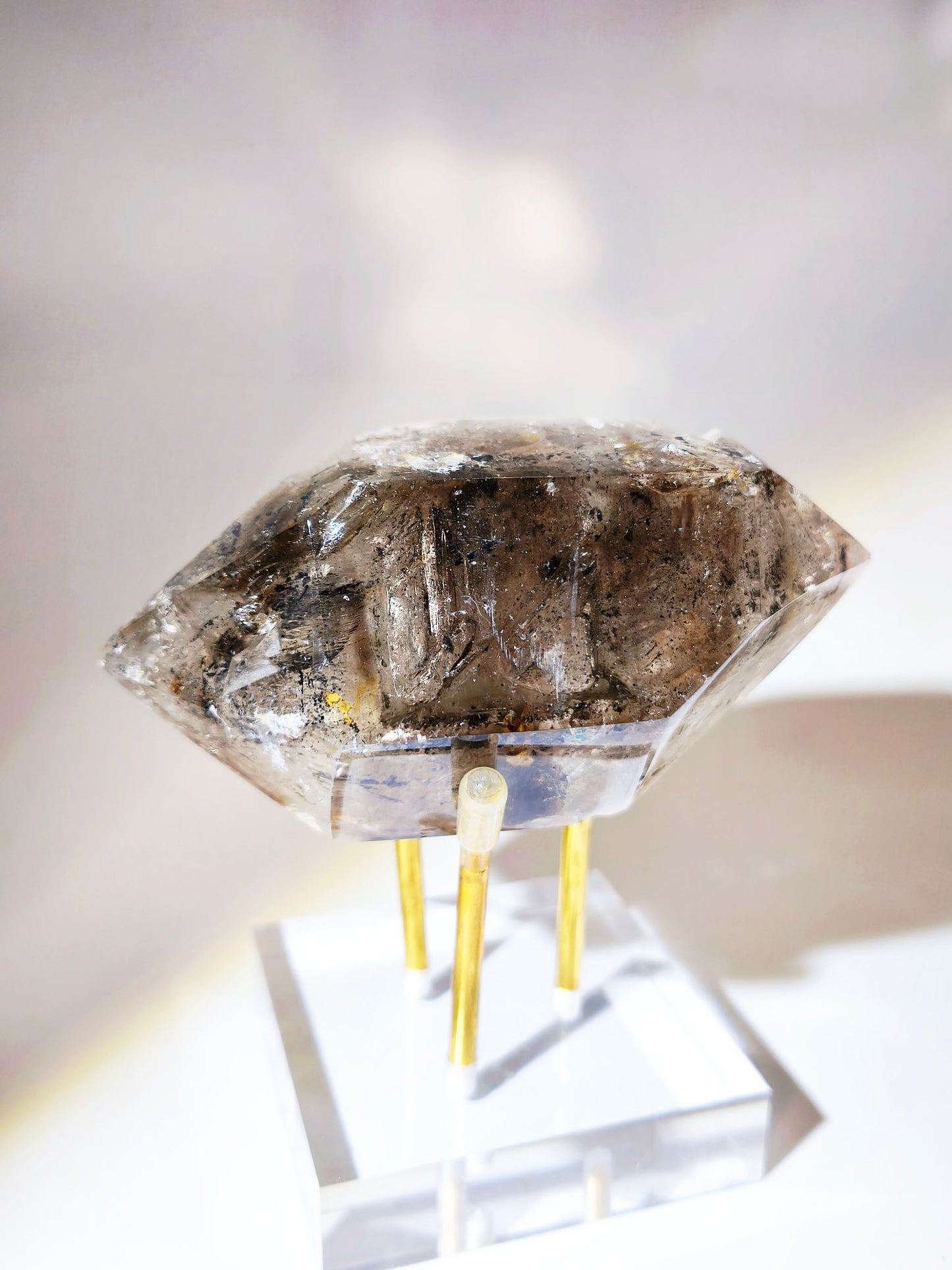 閃靈鑽 水膽閃靈鑽 水庫閃靈鑽 流沙閃靈鑽 香港閃靈鑽 閃靈鑽產地 茶晶 白水晶 herkimerdiamond water inclusions