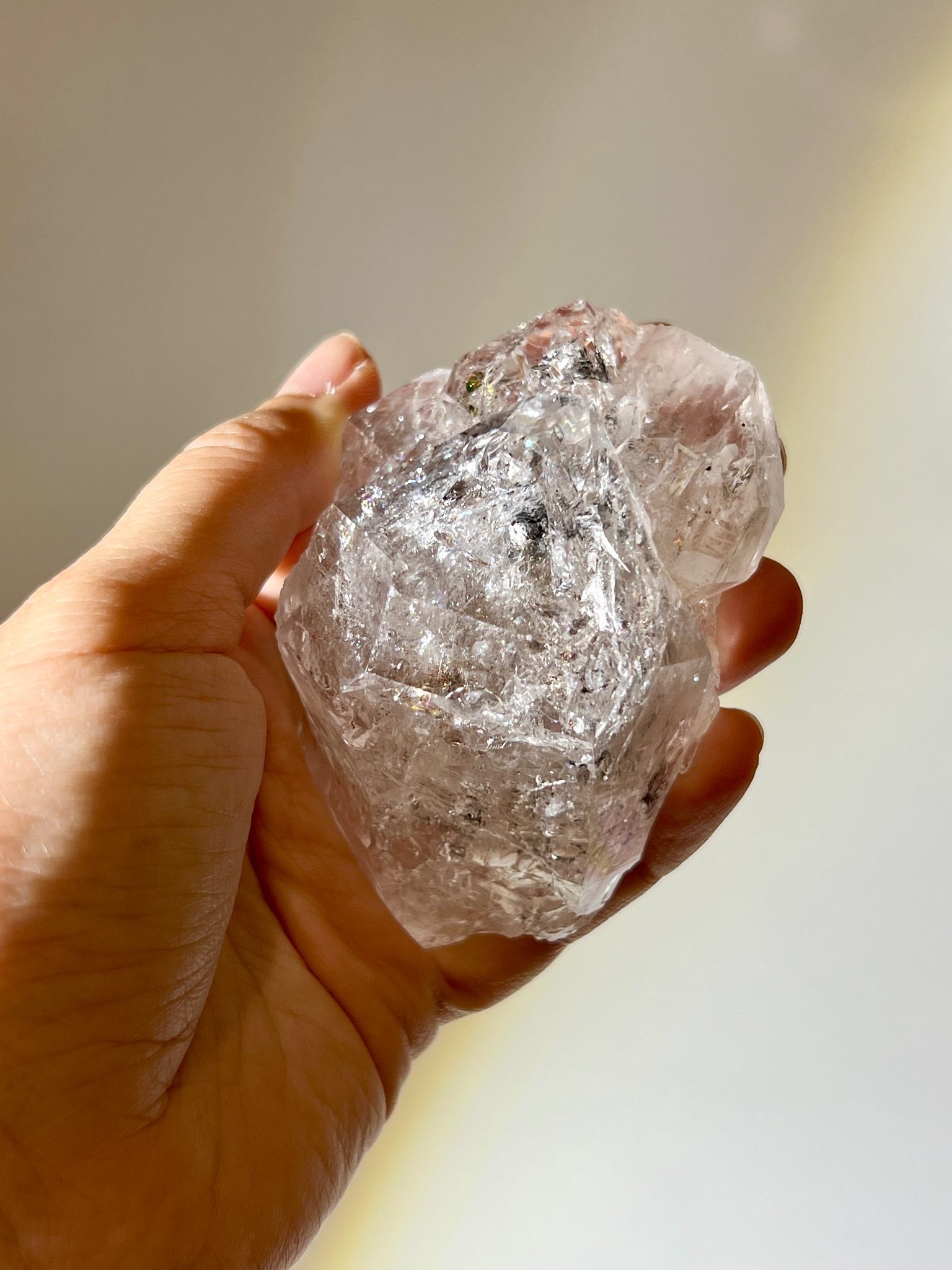 閃靈鑽 油膽閃靈鑽 閃靈鑽原石 herkimerdiamond 閃靈鑽功效 閃靈鑽水晶
