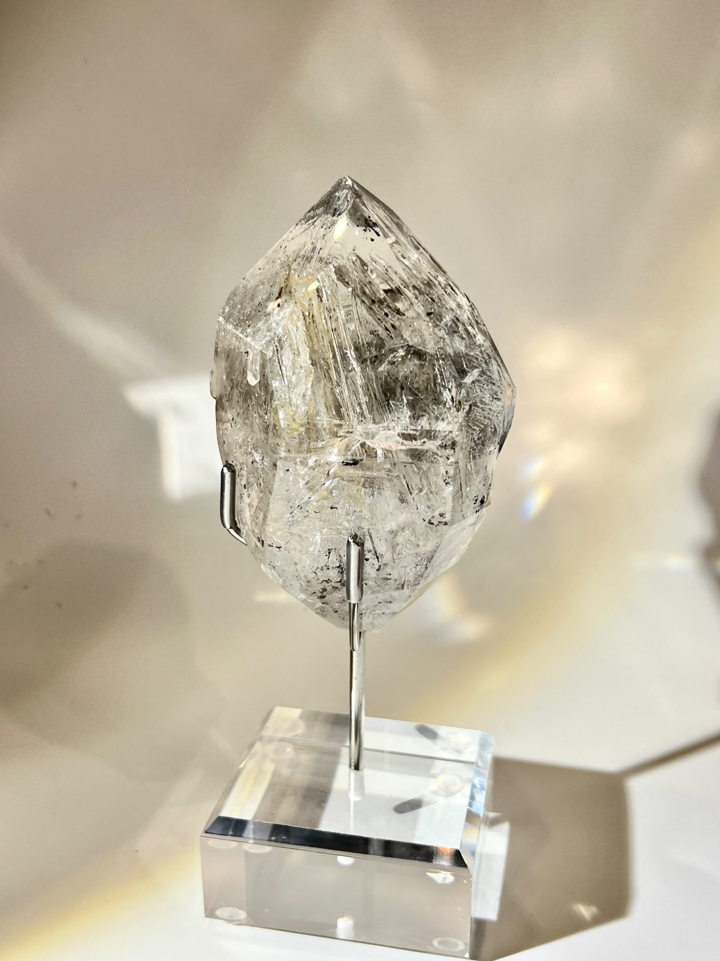 閃靈鑽 水膽閃靈鑽 流沙閃靈鑽 油膽閃靈鑽 南無水晶 香港閃靈鑽