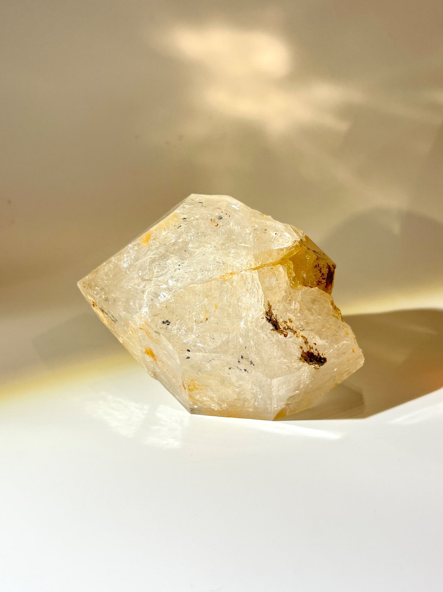 閃靈鑽 香港閃靈鑽 閃靈鑽有什麼功效 什閃靈鑽原石 herkimer diamond