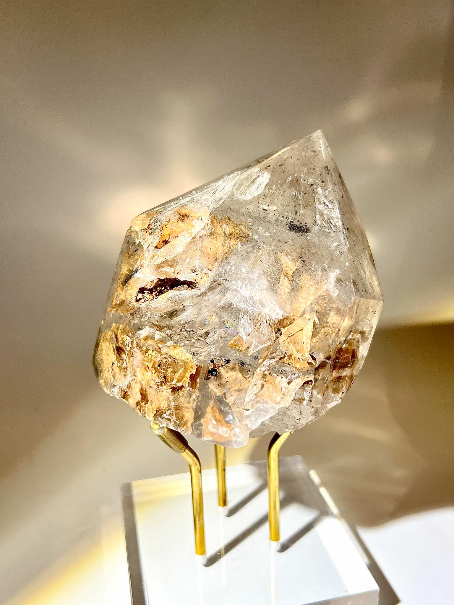 大款閃靈鑽 有骸骨水晶 水膽水晶 流沙水晶 南無水晶