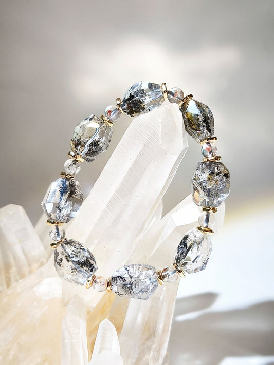 閃靈鑽 閃靈鑽手鏈 閃靈鑽真假 雲貴閃靈鑽 香港閃靈鑽 herkimerdiamond 膠花水晶 黃膠花