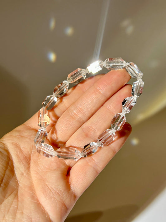 雷姆利亞原石細節特寫｜哥倫比亞 Pb 產區 lemurian quartz bracelet hk
