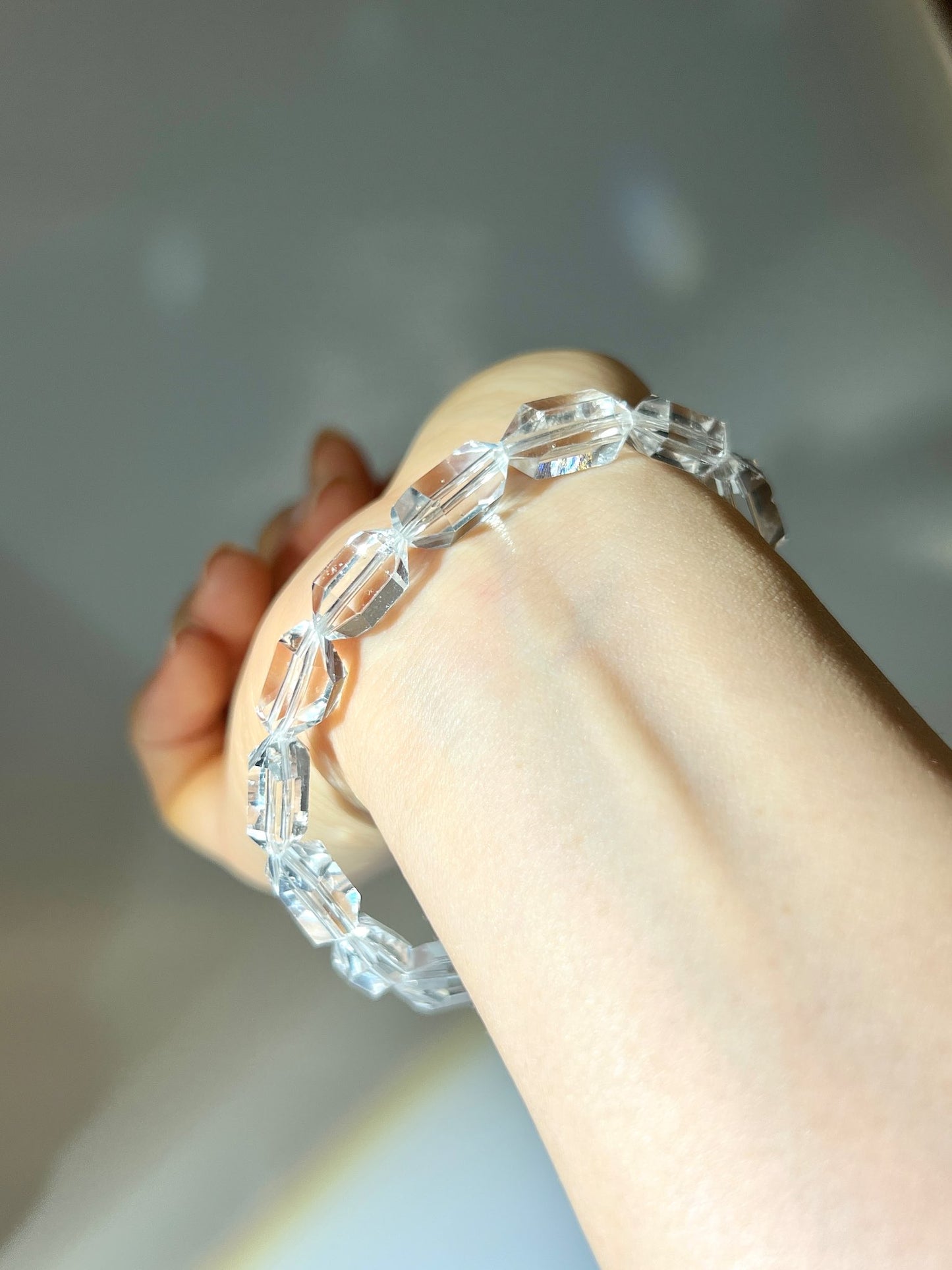 佩戴效果示意｜哥倫比亞雷姆利亞原石手串 leumurian quartz