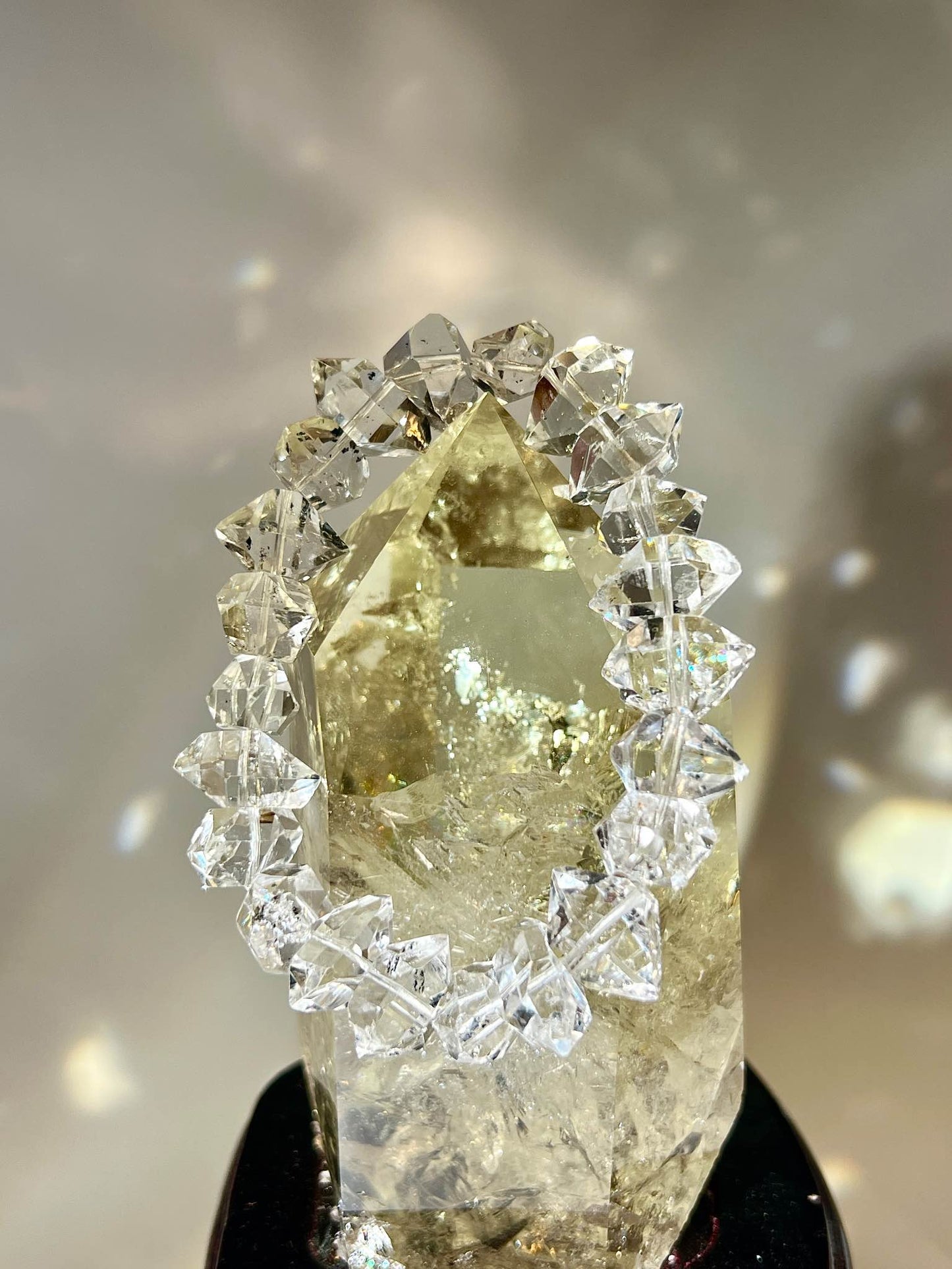 什麼是閃靈鑽 閃靈鑽有什麼功效 閃靈鑽有什麼產地 閃靈鑽 herkimerdiamond 