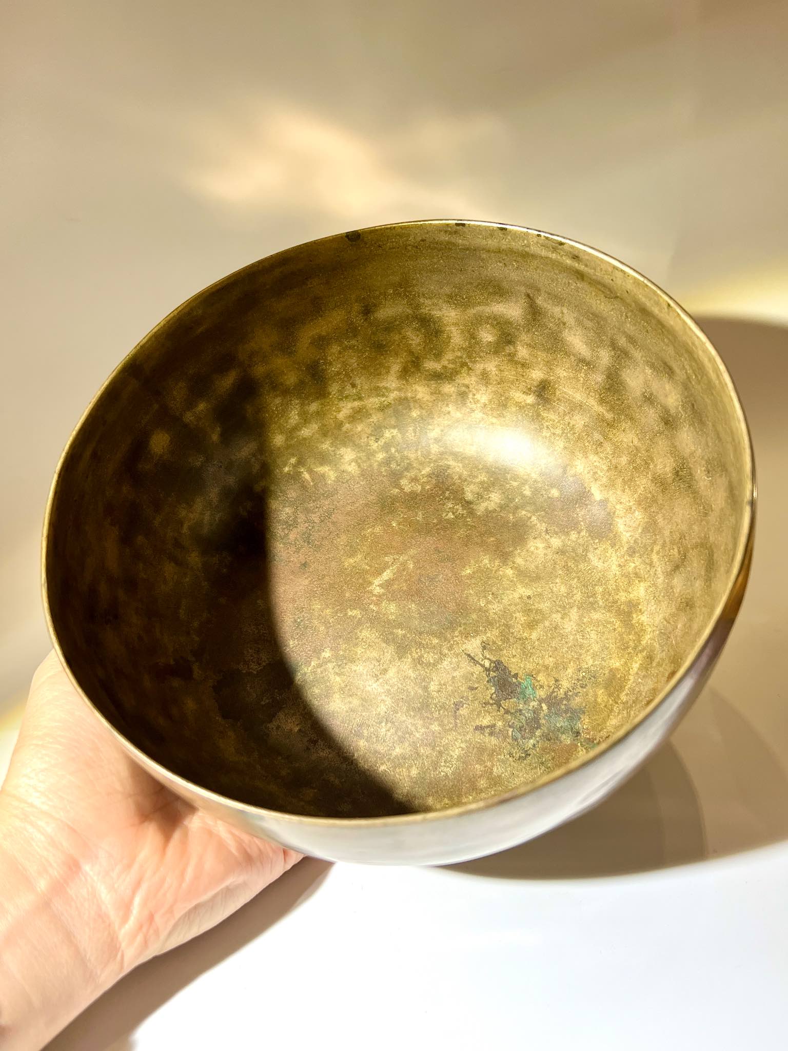什麼是頌缽 如何做頌缽療癒 what is singing bowl sound therapy 頌缽 香港頌缽 如何用頌缽淨化