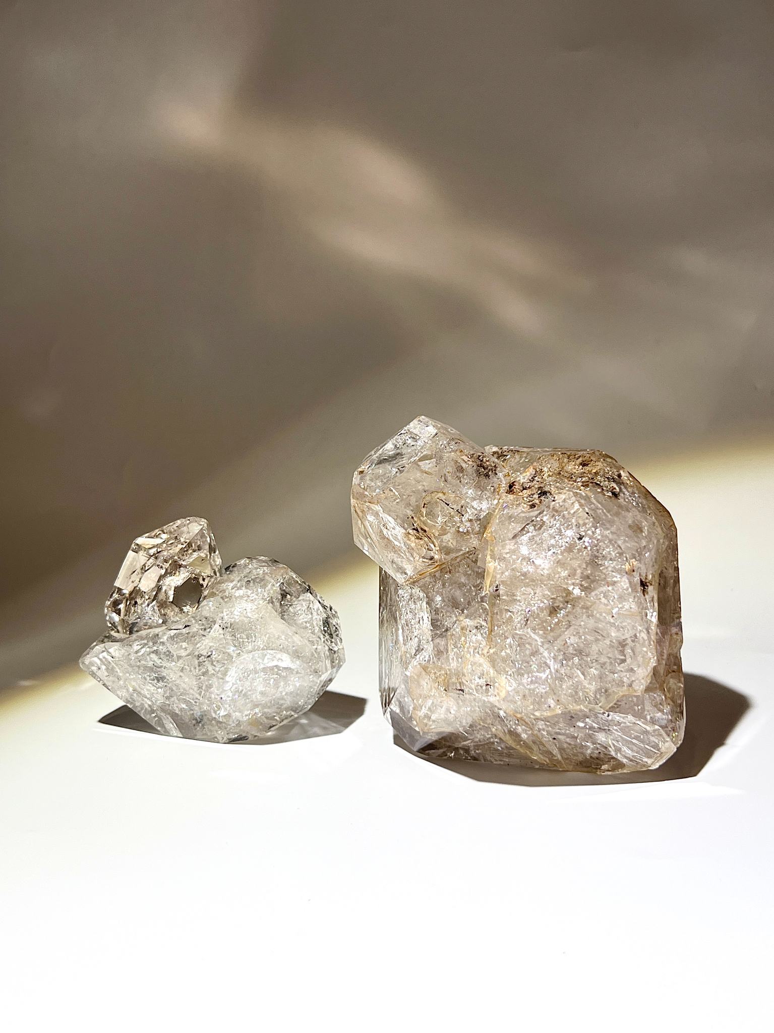 Ace of Diamonds Mine 美國閃靈鑽原石，約 9 × 6.7 × 10cm，天然晶體結構豐富