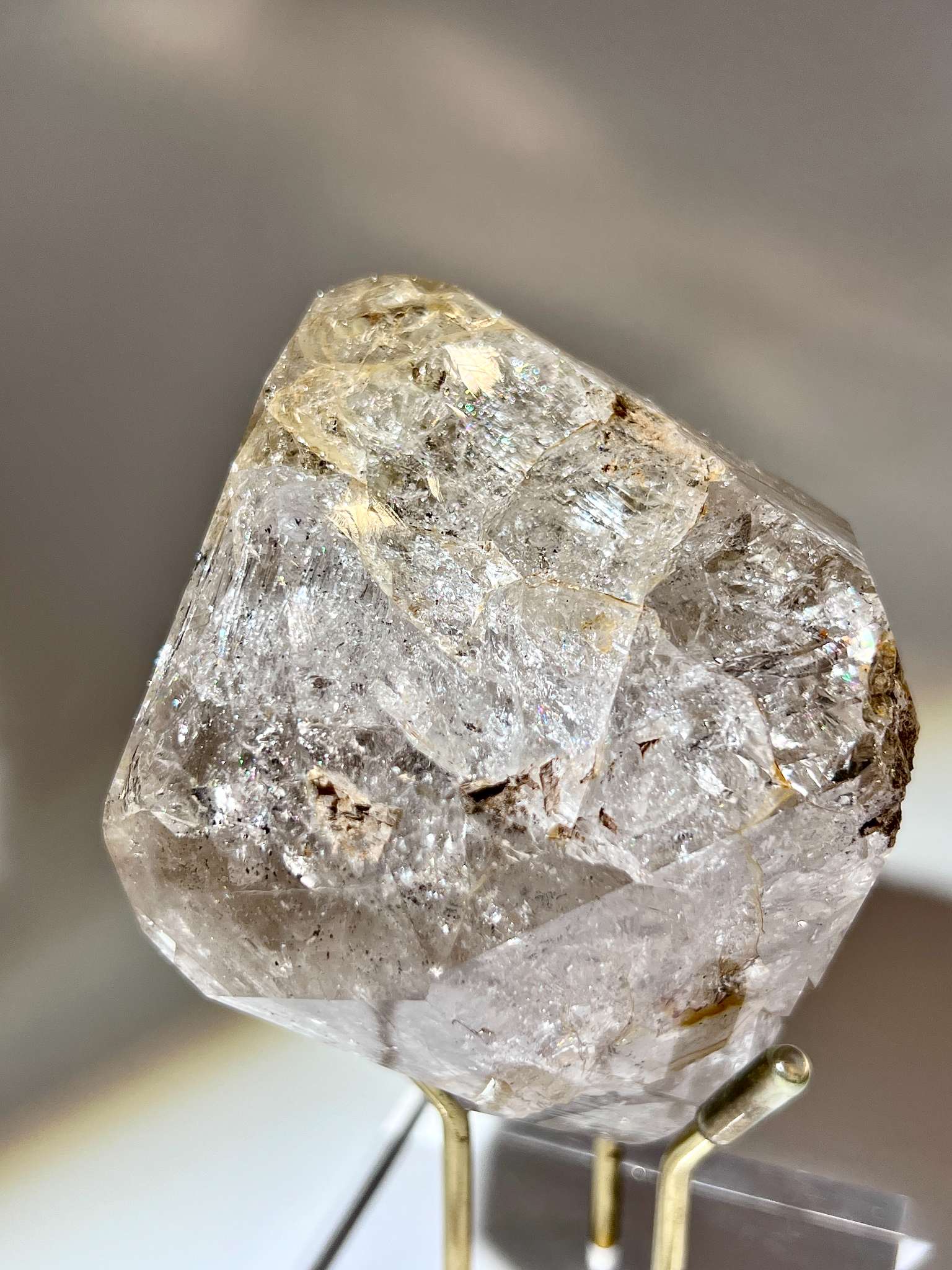 大型 Herkimer Diamond 閃靈鑽水晶標本，適合礦物收藏、空間擺設及水晶陣中心石