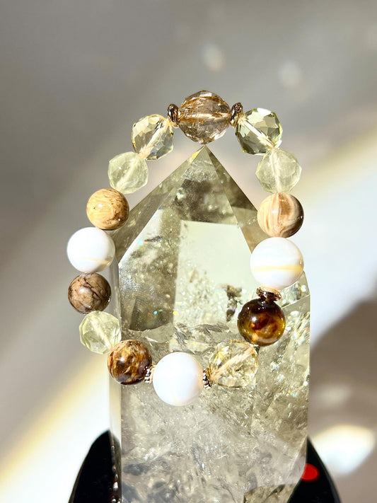 鈦晶有什麼功效 黃晶可以招財嗎 琥珀蜜蠟真假難辨 南無水晶 香港水晶