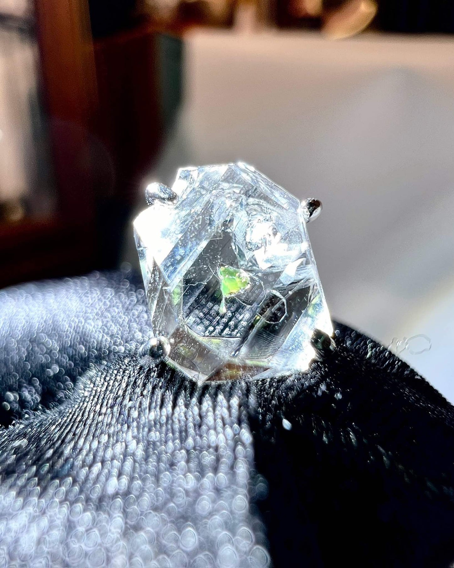 閃靈鑽 閃靈鑽功效 香港閃靈鑽 herkimerdiamond 水晶原石 雙尖水晶 閃靈鑽吊墜 巴基斯坦閃靈鑽