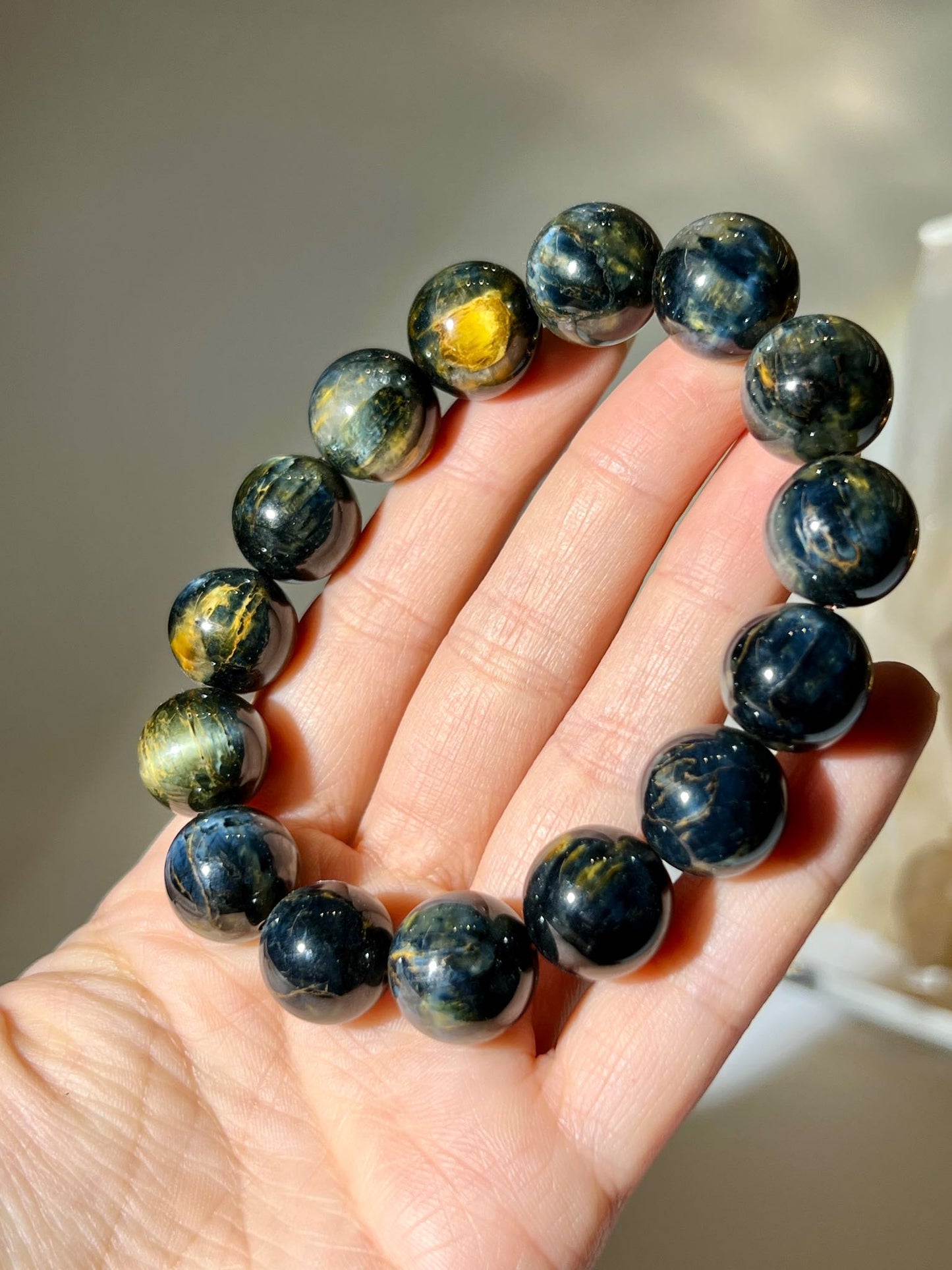 彼得石有什麼功效 什麼是彼得石 玉化彼得石 pietersite 金彼得石 南無水晶