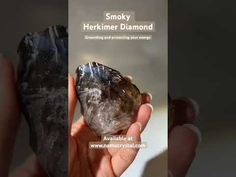 骸骨閃靈鑽 骸骨水晶 skeletal Herkimer diamond 美國閃靈鑽 赫基蒙閃靈鑽 閃靈鑽 香港閃靈鑽 白水晶 白晶 水晶 天然水晶 南無水晶 namucrystal 骨幹水晶 骨幹閃靈鑽 香港水晶店 提升洞察力
