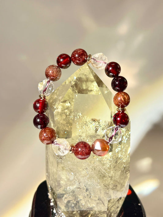 石榴石有什麼功效 紅色水晶有什麼功效 紅髮晶適合我嗎 南無水晶