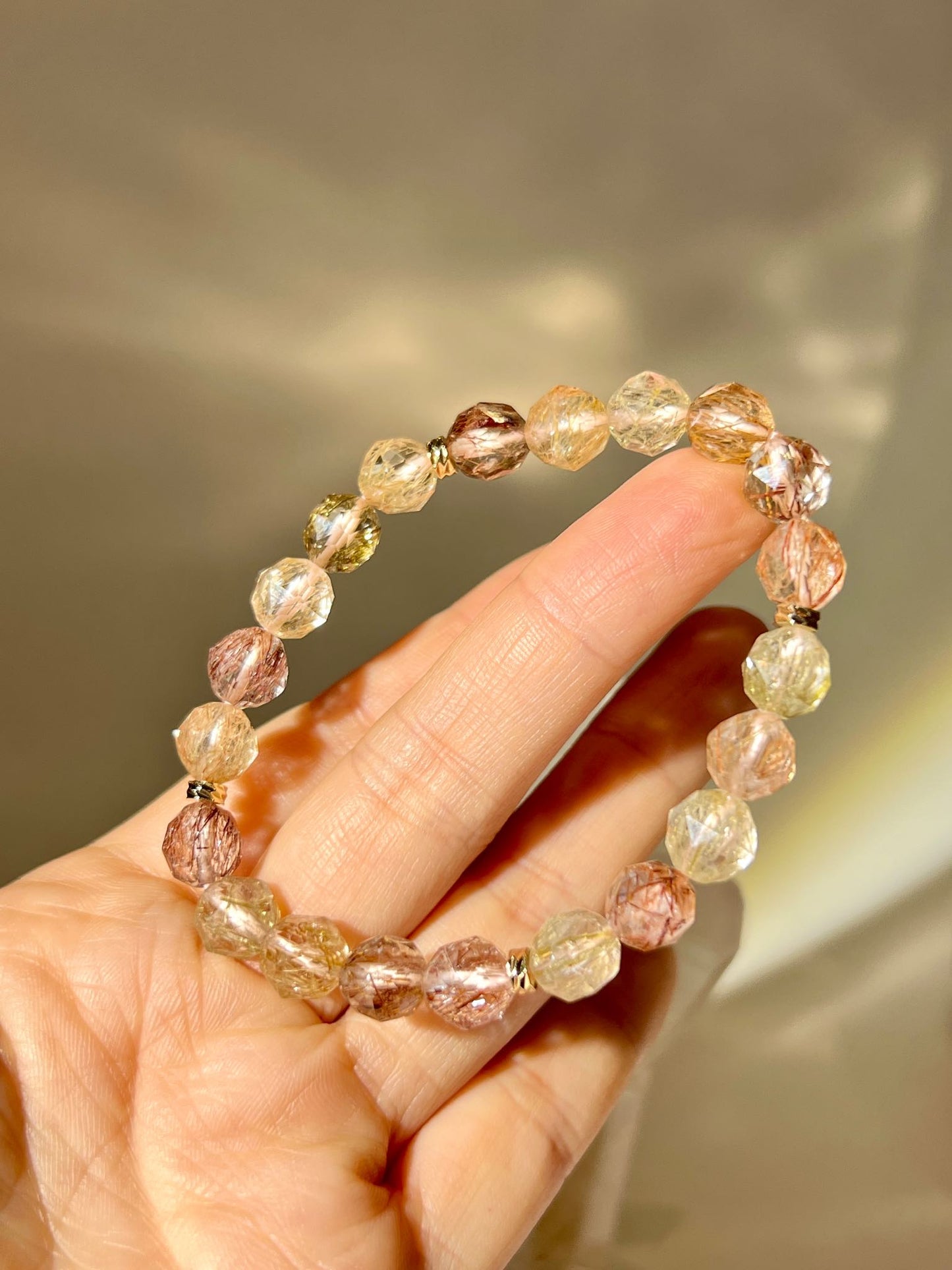 髮晶有什麼功效 什麼是金髮晶 金髮晶 銅髮晶 髮晶手鏈 南無水晶 rutilated quartz