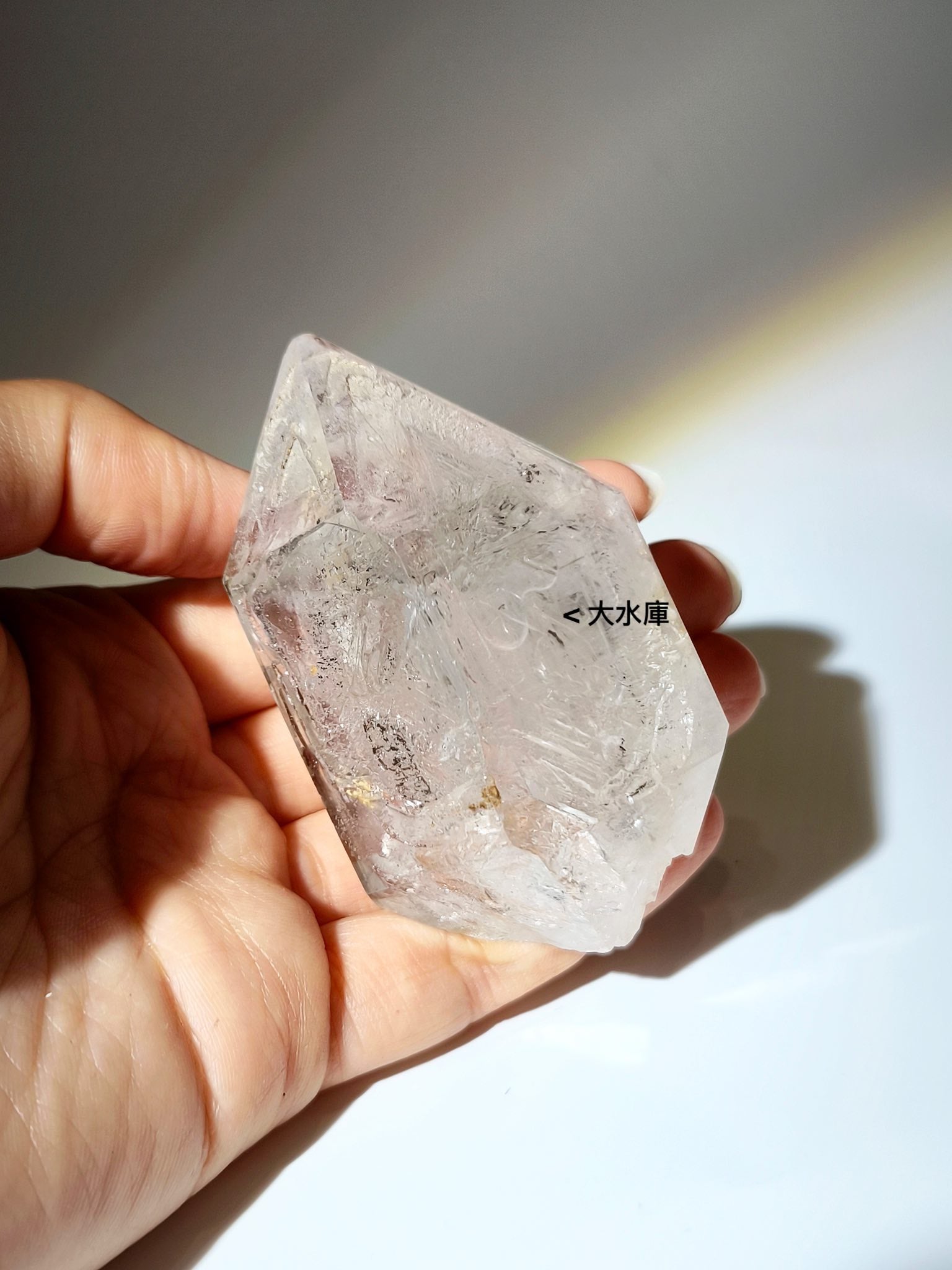 閃靈鑽 水膽閃靈鑽 水庫閃靈鑽 流沙閃靈鑽 香港閃靈鑽 閃靈鑽產地 閃靈鑽淨化 閃靈鑽原石 herkimerdiamond hongkongcrystal