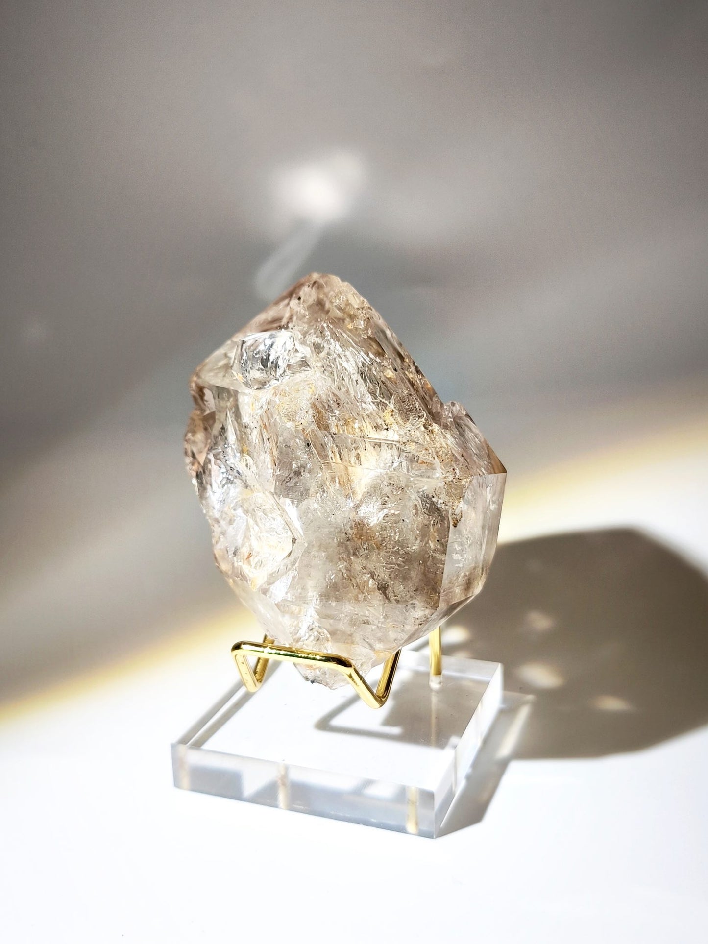 閃靈鑽 閃靈鑽功效 香港閃靈鑽 閃靈鑽產地 閃靈鑽淨化 閃靈鑽原石 淨化水晶 水晶原石 香港水晶店 香港水晶 herkimerdiamond