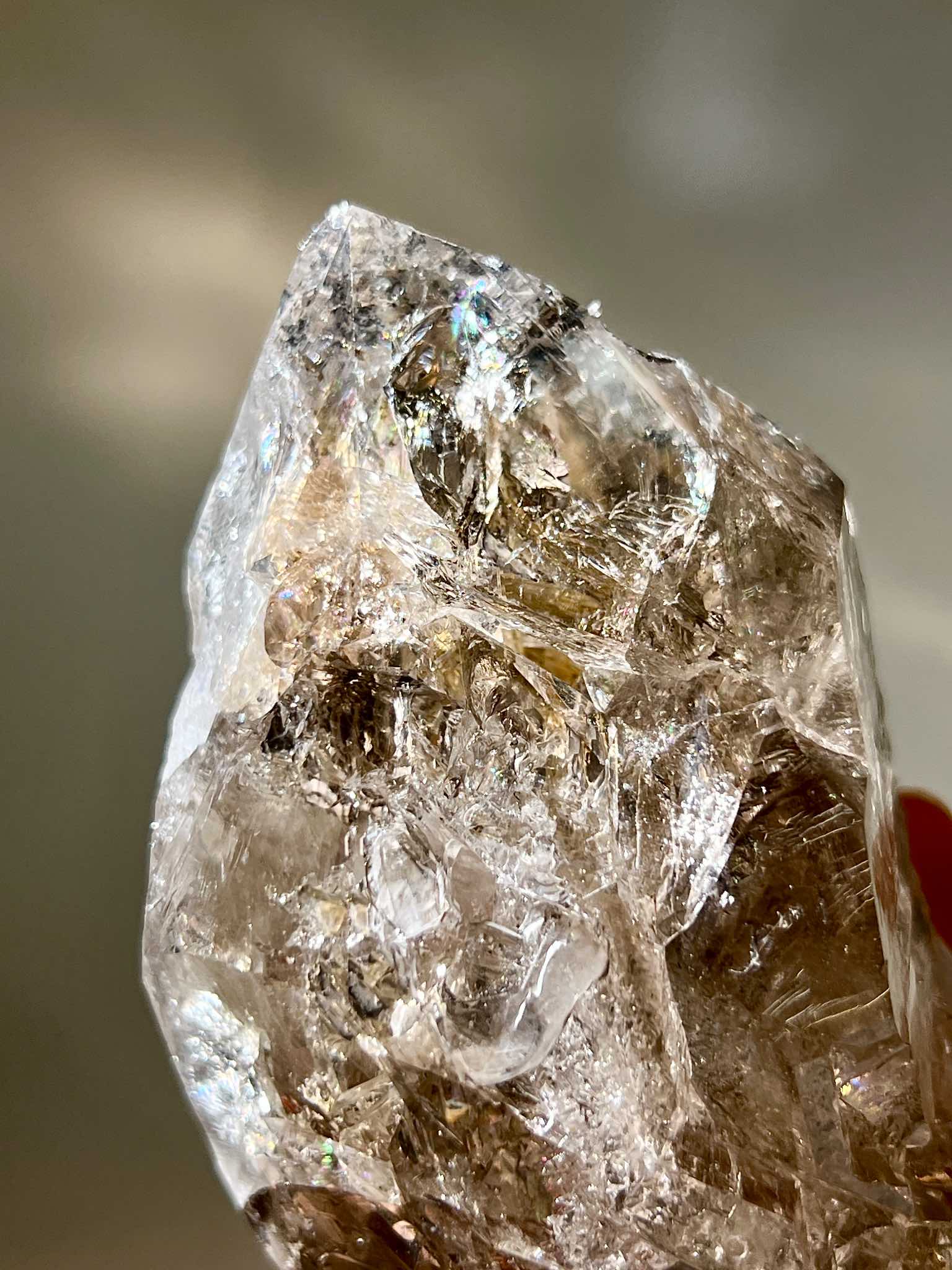 骸骨閃靈鑽 骸骨水晶 skeletal Herkimer diamond 美國閃靈鑽 赫基蒙閃靈鑽 閃靈鑽 香港閃靈鑽 白水晶 白晶 水晶 天然水晶 南無水晶 namucrystal 骨幹水晶 骨幹閃靈鑽 