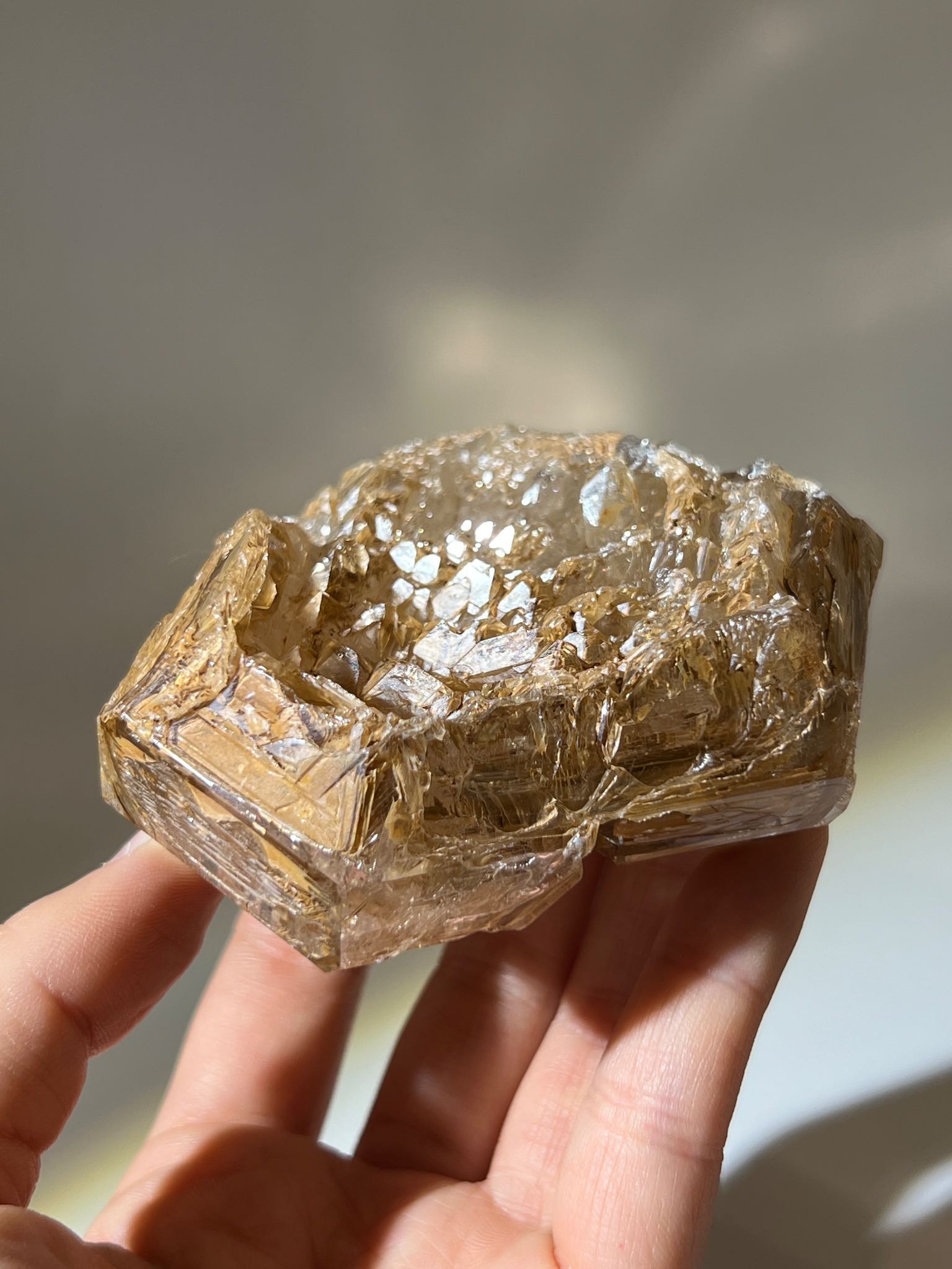 骸骨水晶 骸骨閃靈鑽 skeletal quartz 骸骨骨幹 黃泥水晶 namucrystal 淨化水晶 古老水晶