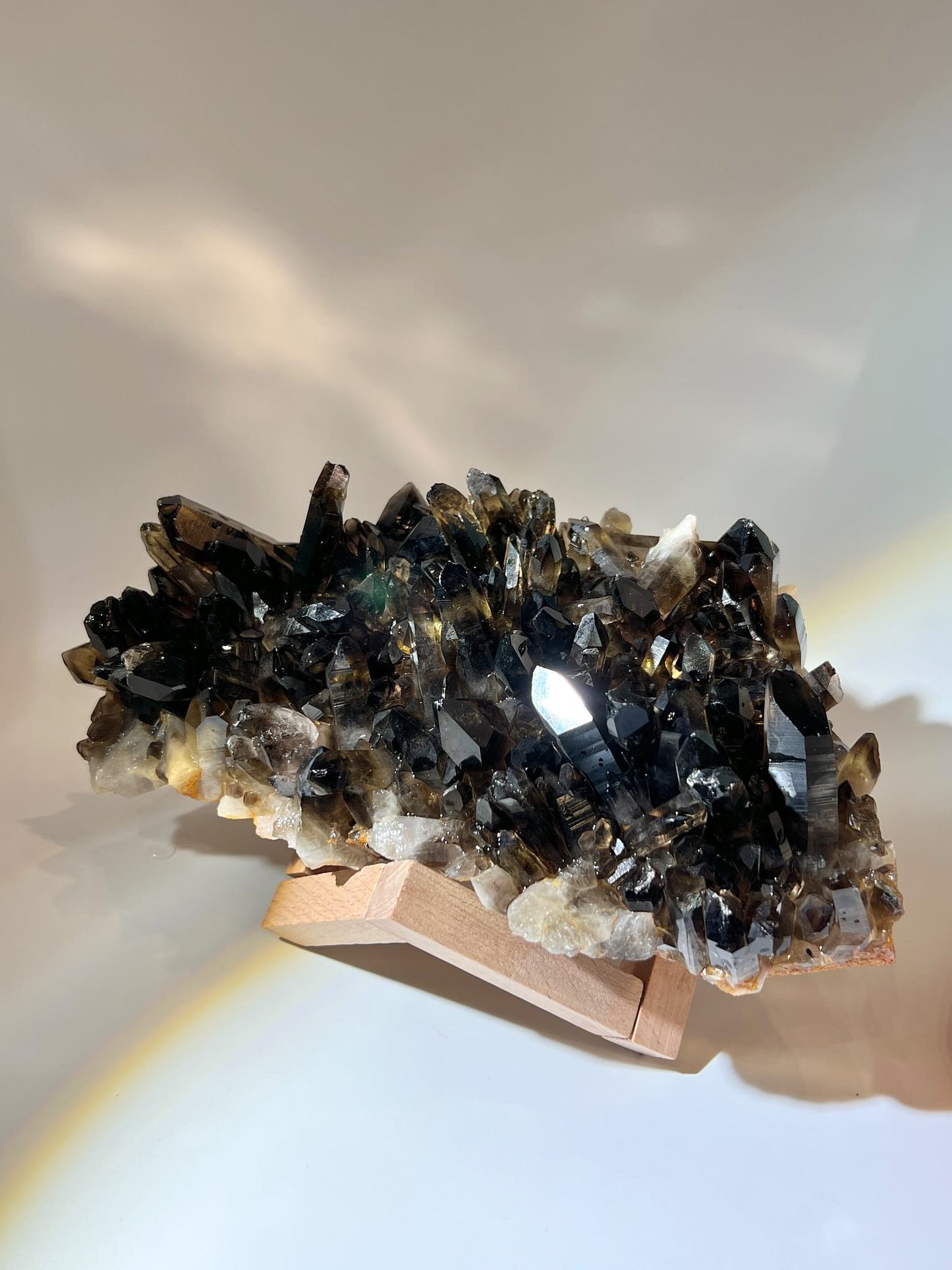 茶晶 茶晶簇 黑晶簇 smoky quartz 晶簇 白晶簇 水晶簇 淨化水晶 香港水晶 水晶原石 