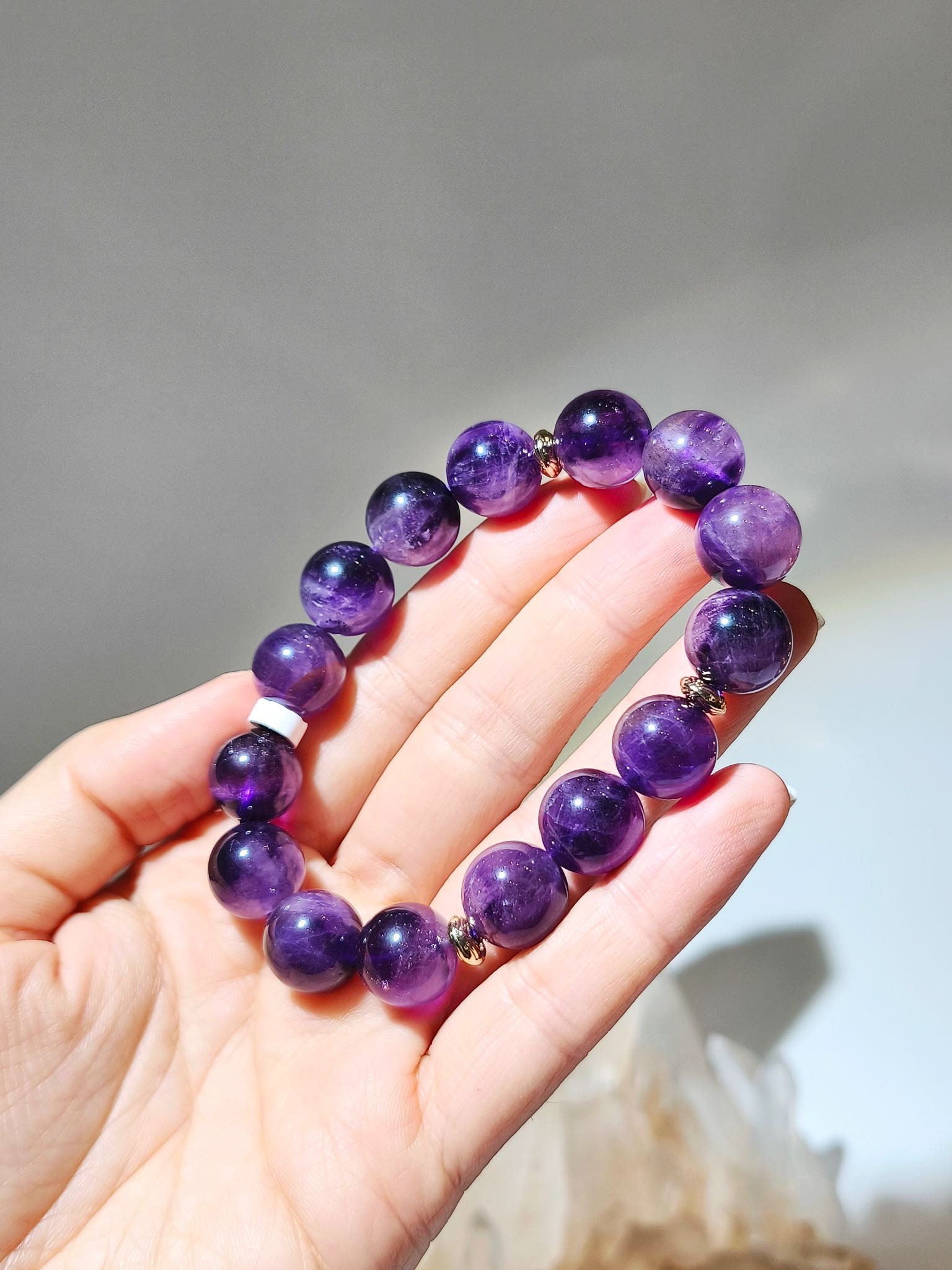 什麼是超七 紫超七 超級七 粉紅超七 紅超七 超級七功效 香港超七 superseven 眉心輪 紫色水晶