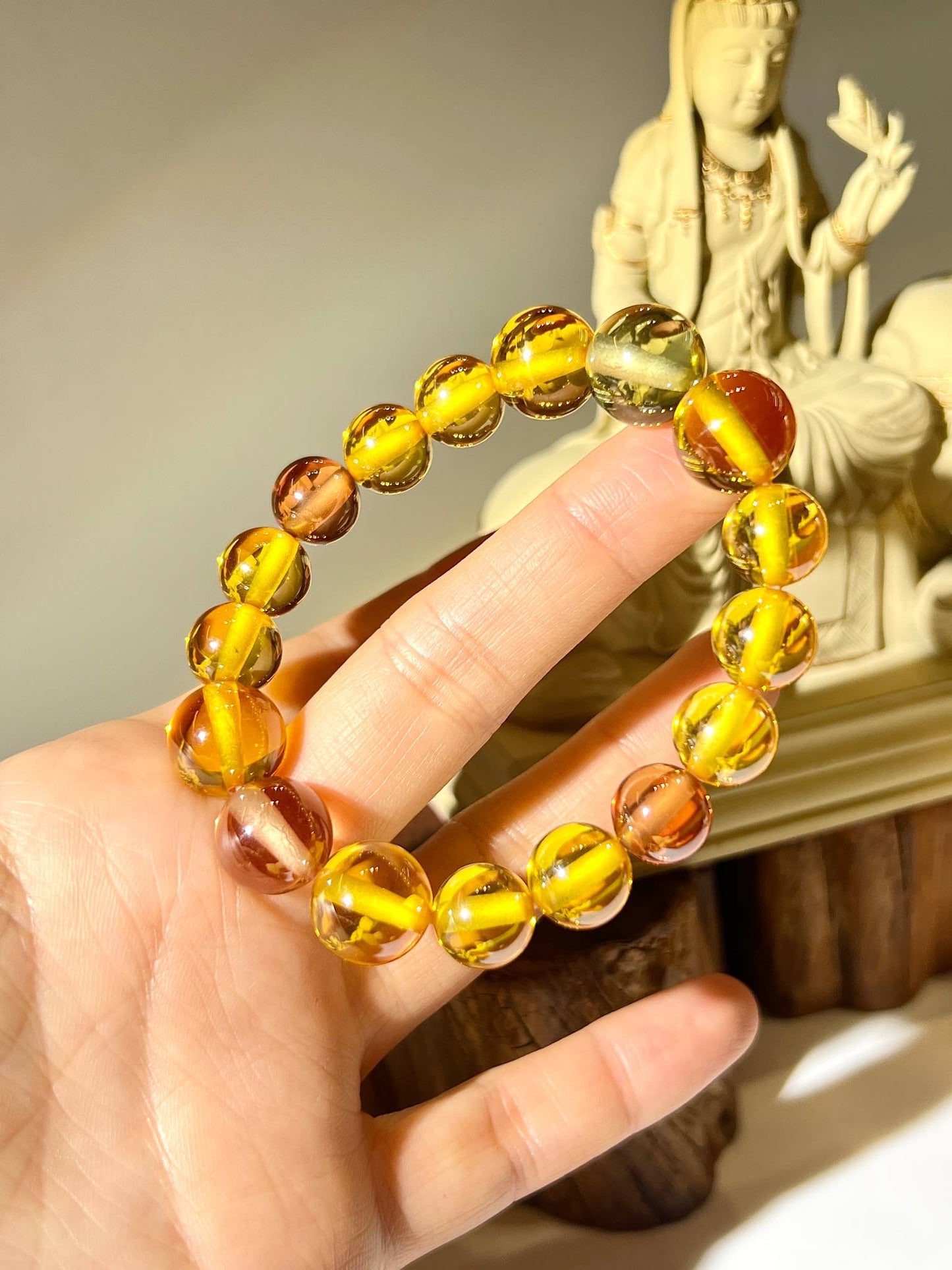 黃色水龍珠 招財水龍珠 散發明亮金色能量，有助吸引貴人  南無水晶 香港水龍珠