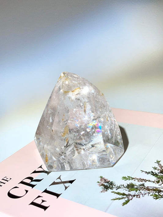 products/qie-jiao-bai-shui-jing-cai-hong