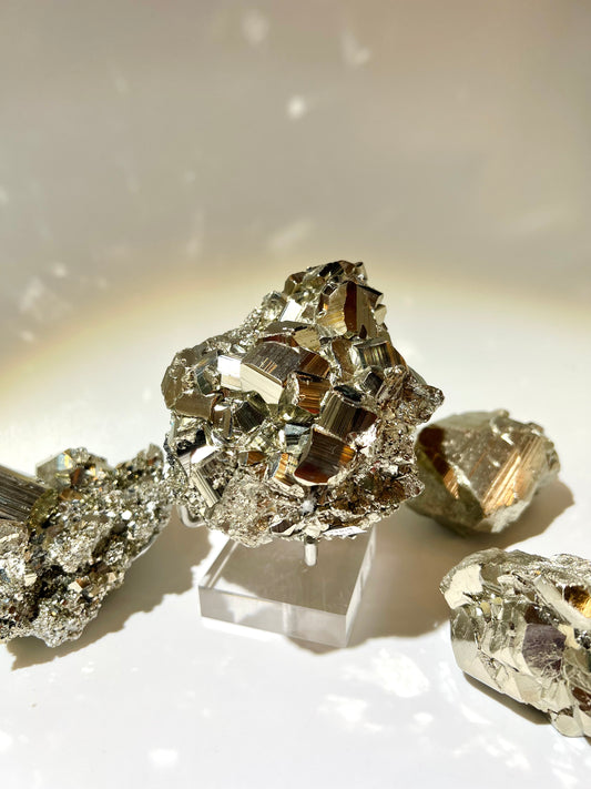 【NAMU推薦！】收藏秘魯黃鐵礦原石 (完美晶體 - 大牙淨潔)