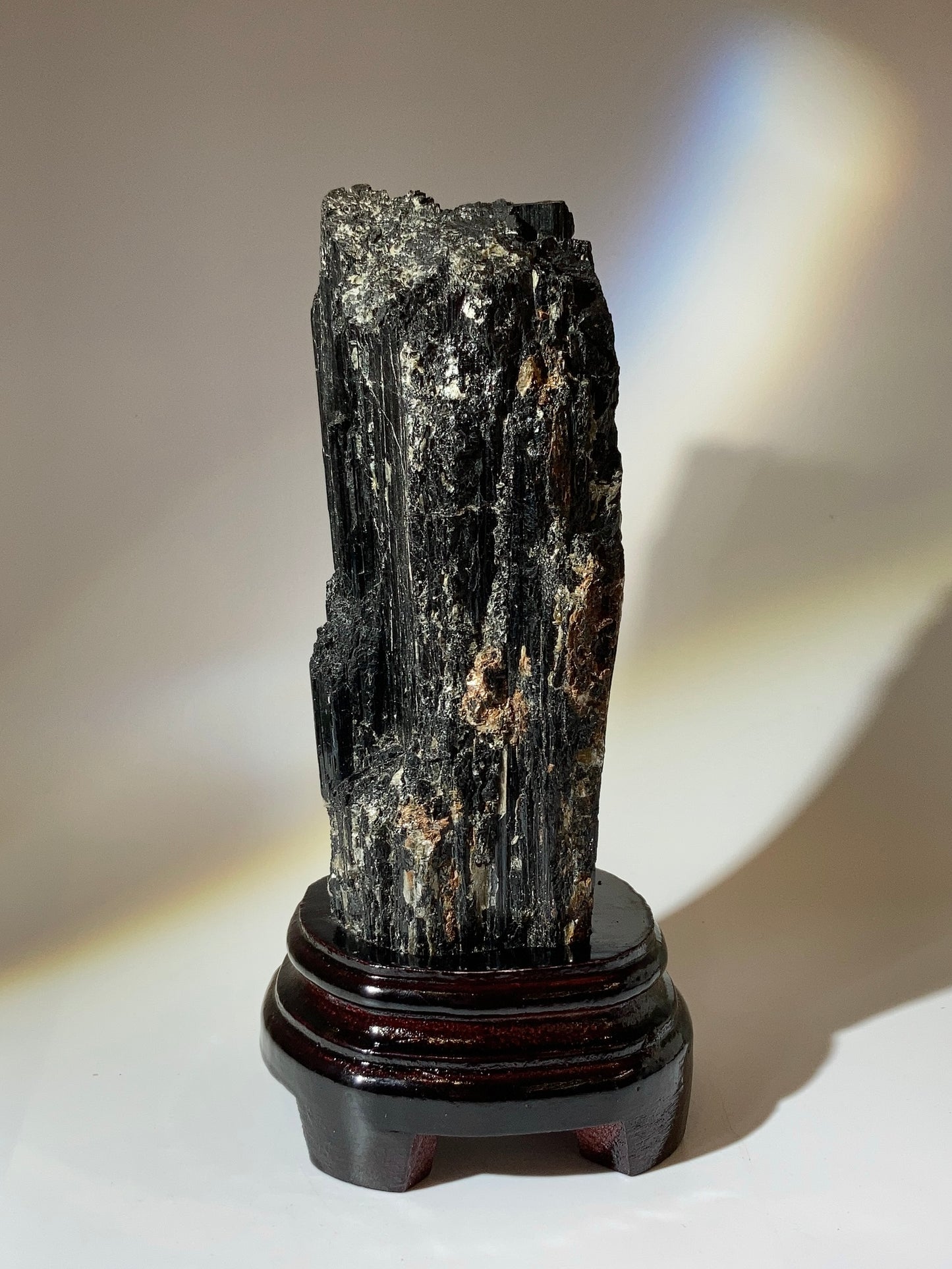 黑碧璽原石 - 𝑺𝒄𝒉𝒐𝒓𝒍  (多共生礦）