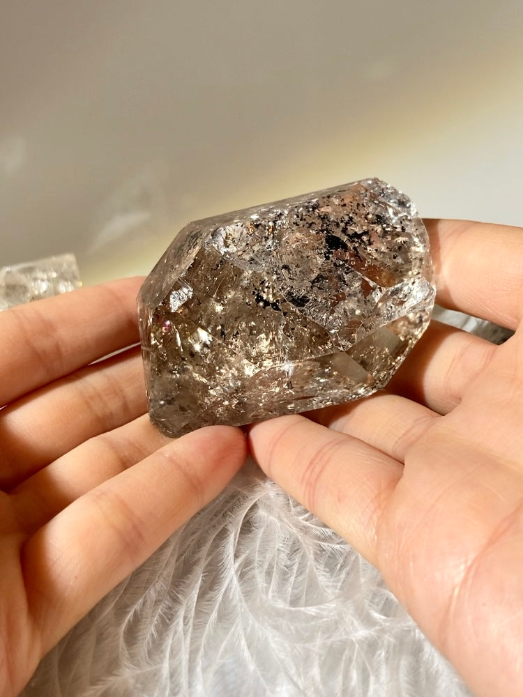 香檳金閃靈鑽（大款，多彩虹）