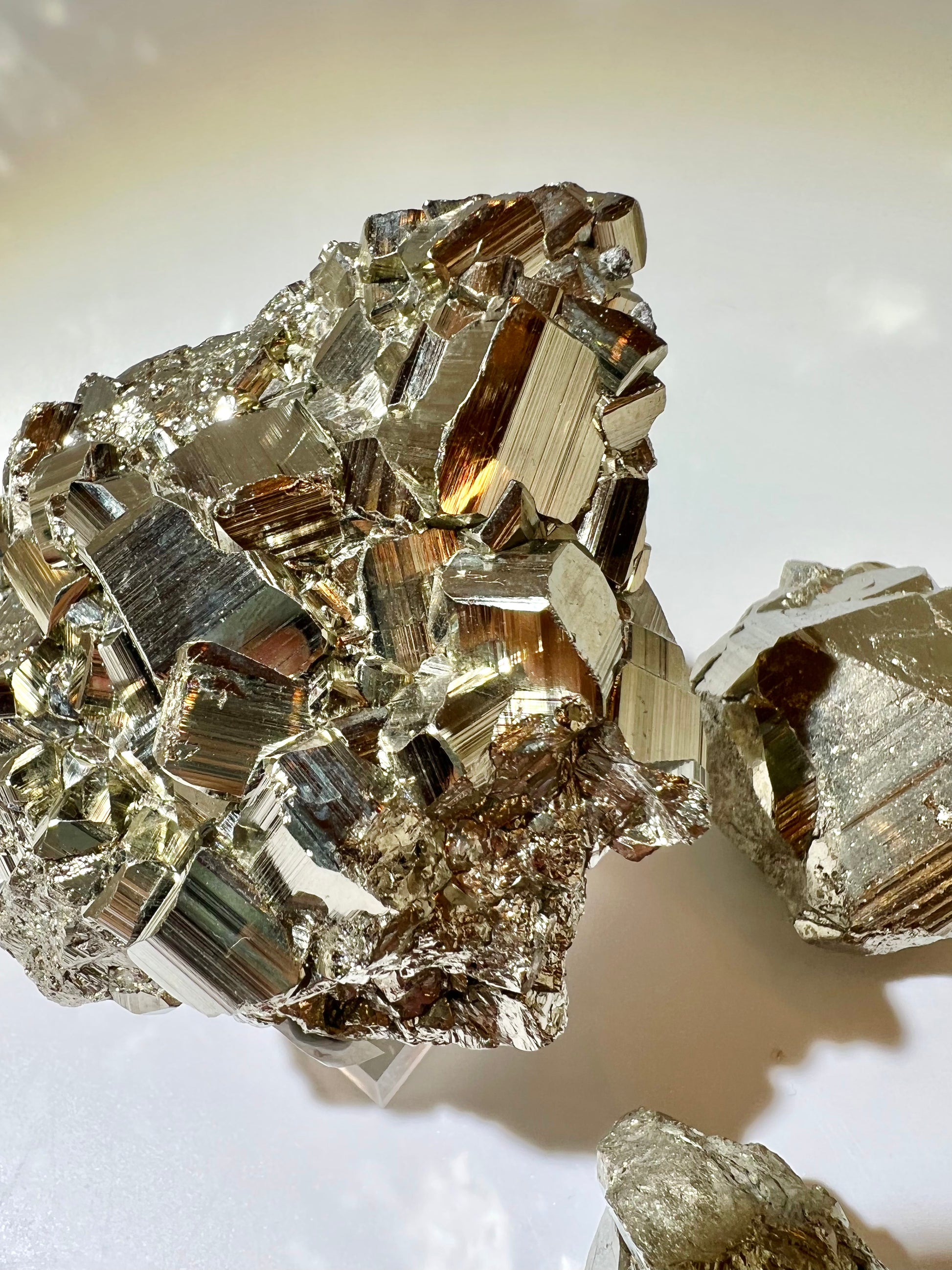 收藏秘魯黃鐵礦原石 (完美晶體 - 大牙淨潔)